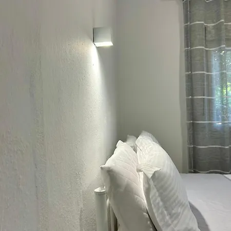 οlympian Shores Apartmán *